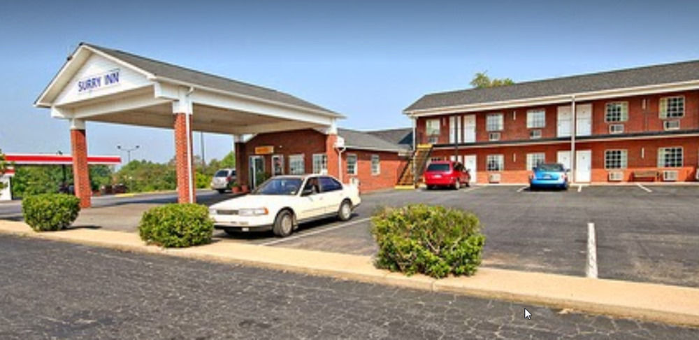 Surry Inn - Dobson Exterior foto